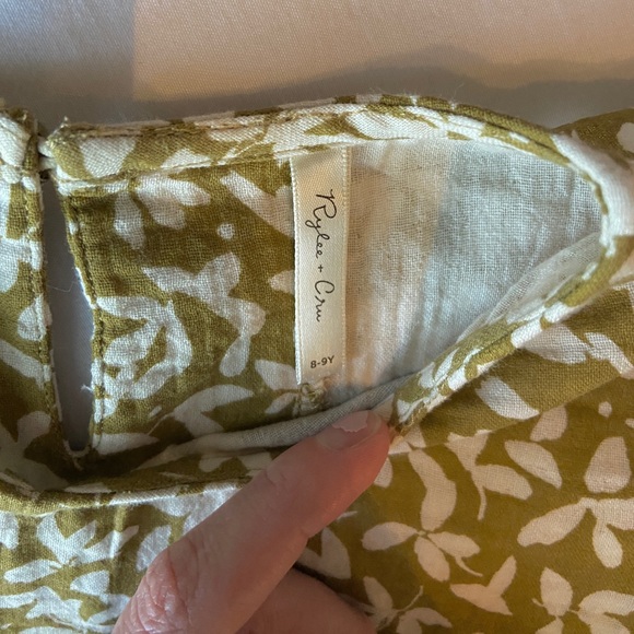 RULEE + Crue NWOT Rory Ditsy Floral Top - Size 8-9y - Picture 3 of 6